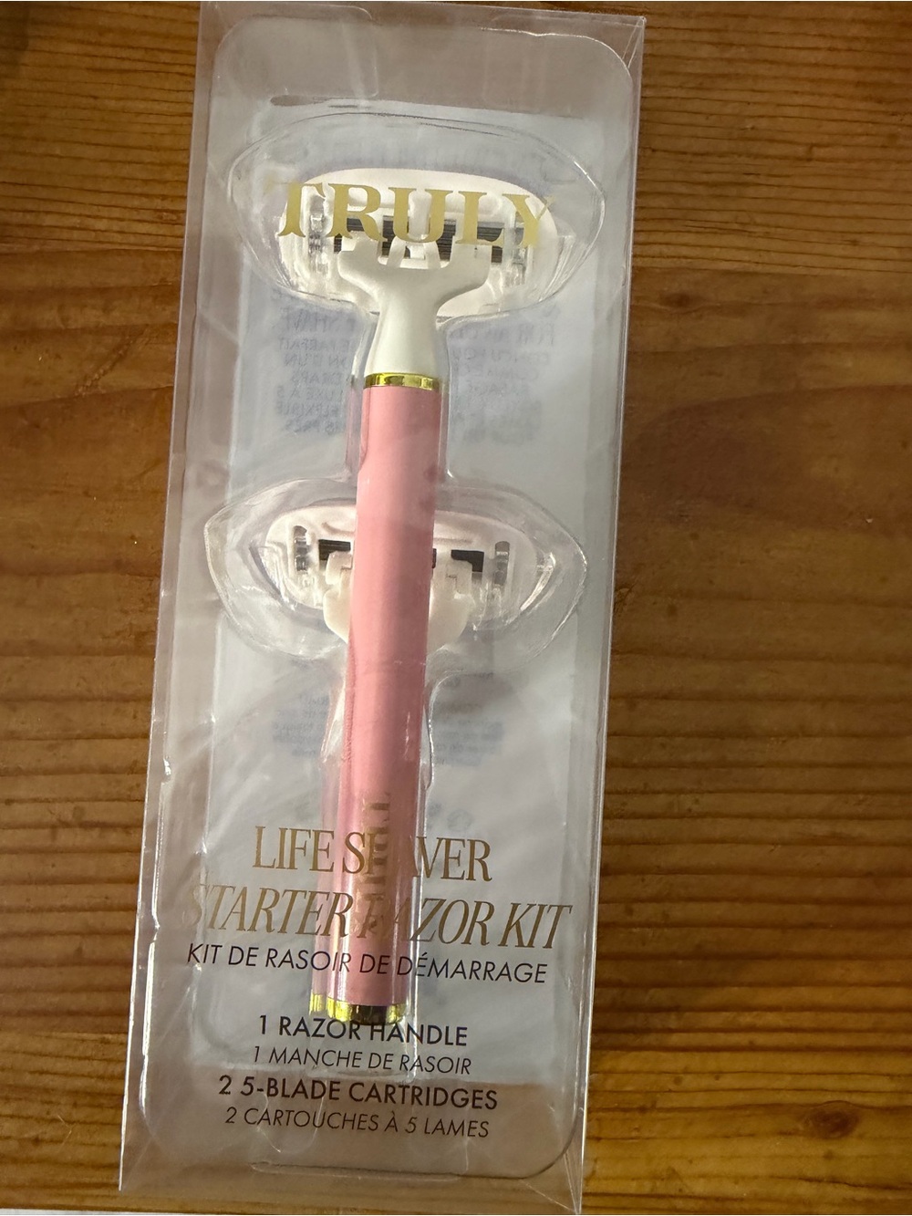 Truly Razor with cartridges